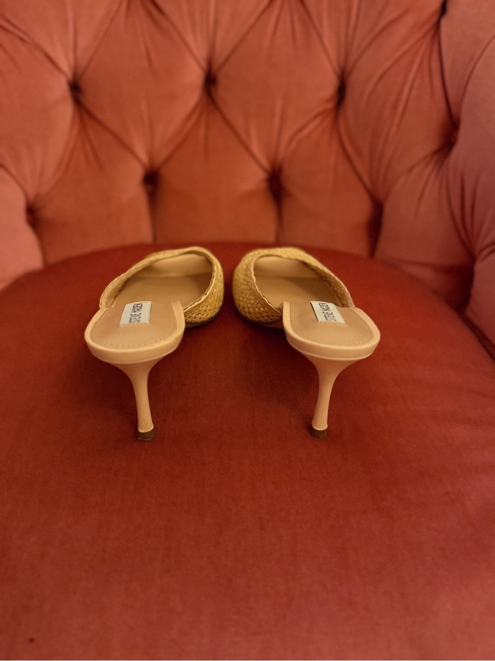 Steve Madden Woven Open-Toe Peep-Toe Mule Sandals in Natural - Picture 3 of 4